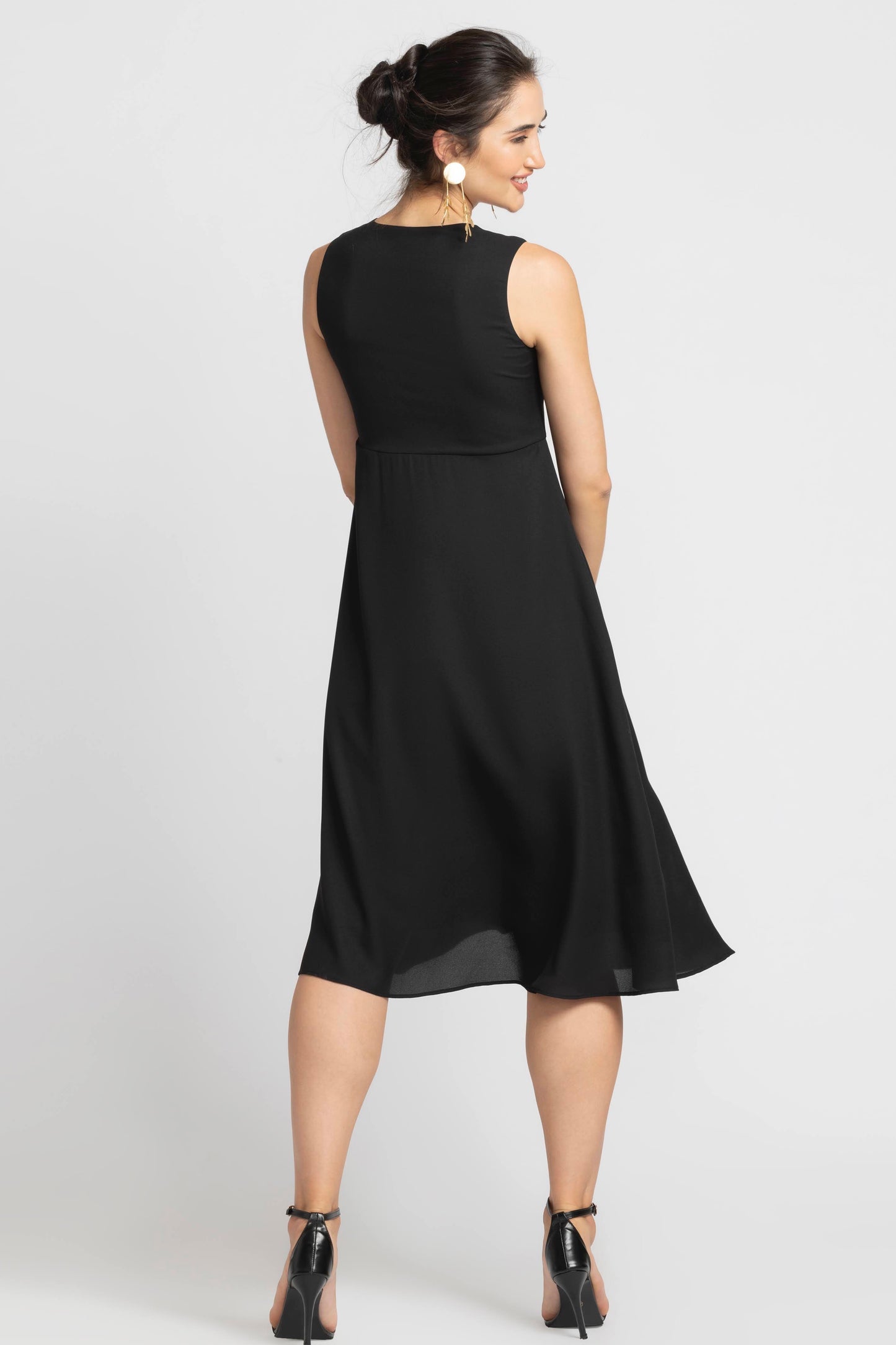 Noir Allure Midi Dress